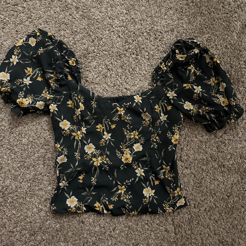 Abercrombie & Fitch Black Floral Corset Top with Puff Sleeves and Smocked Back